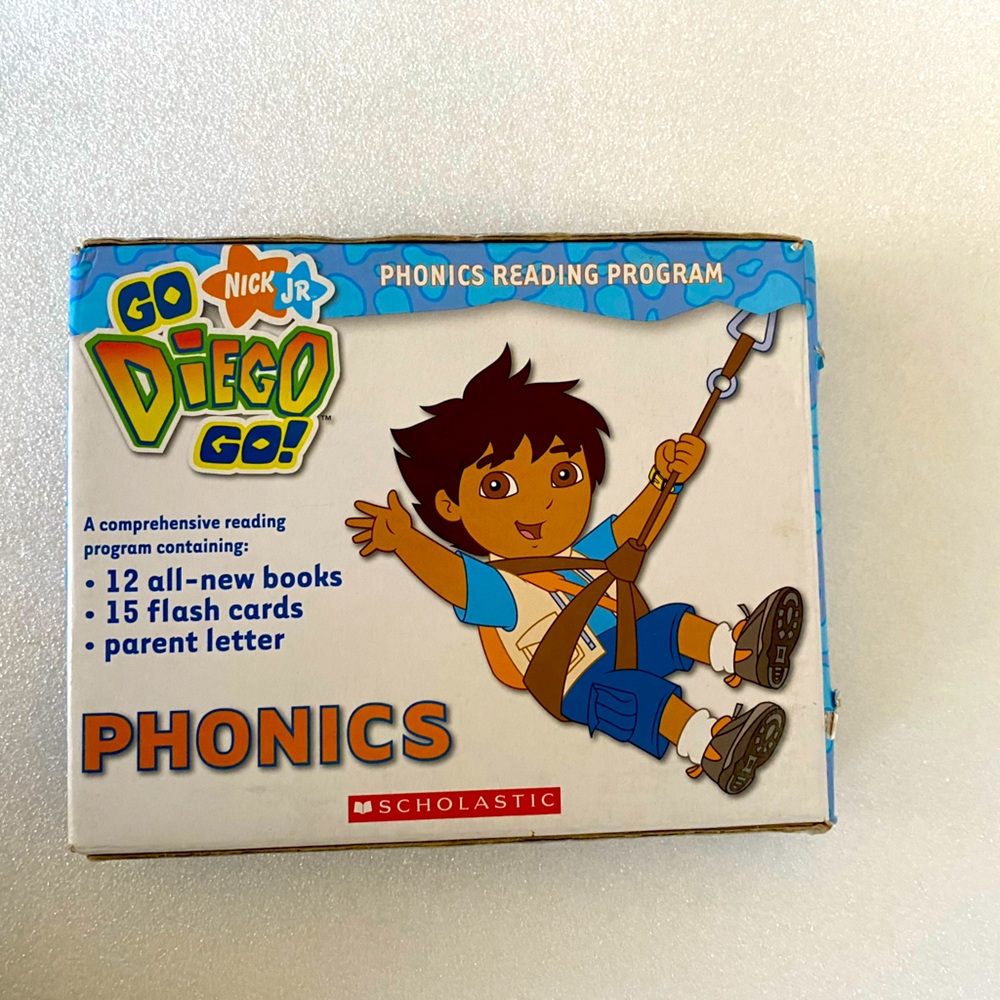 Go, Diego, Go! Phonics Box Book Set INCOMPLETE